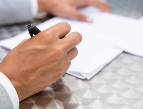 Direitos de autor: uso legítimo, licenças e remoção de conteúdos